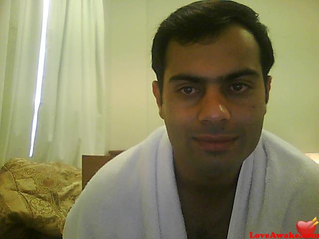 Alonely999 UAE Man from Dubai