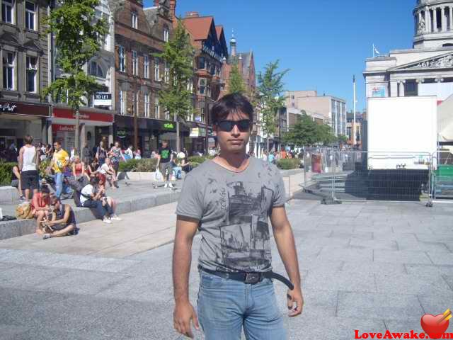 irfan87 Pakistani Man from Lahore