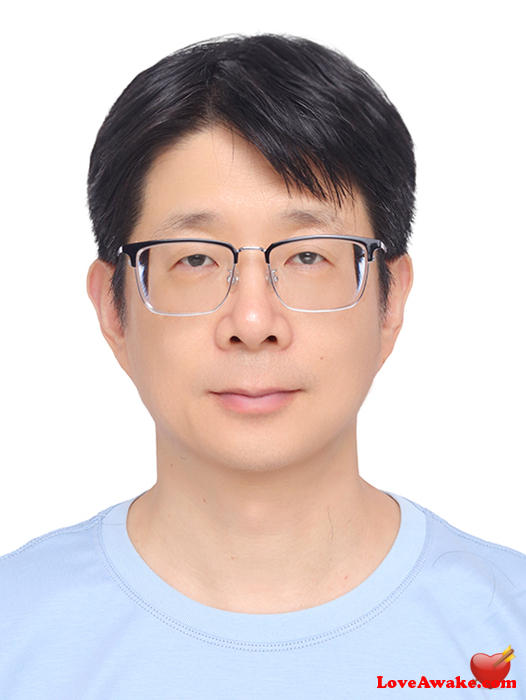 chrisyale Chinese Man from Jiading