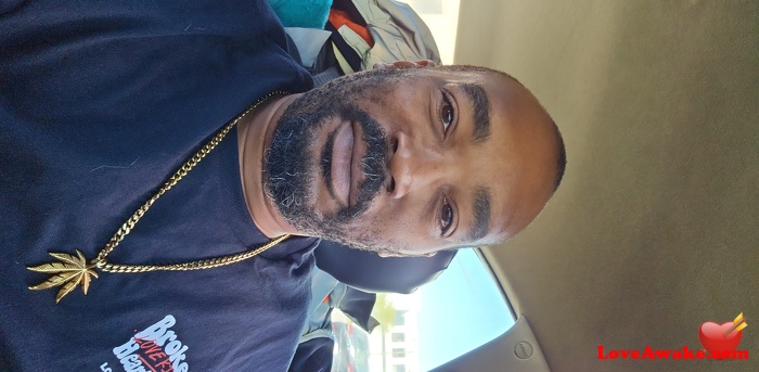 Mrbrowneyes247 American Man from Pittsfield
