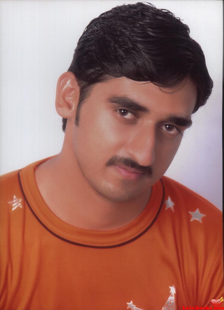adilaslam Pakistani Man from Rahim Yar Khan