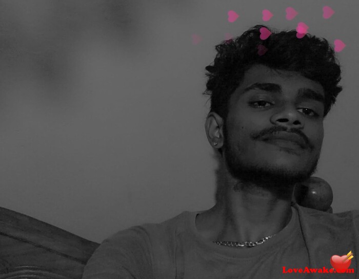 Sasizz Sri Lankan Man from Gampaha