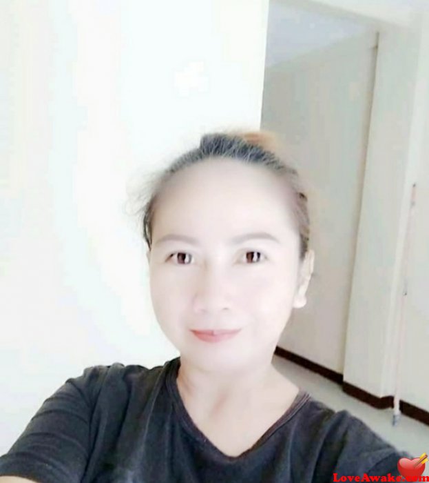 agom Filipina Woman from Cavite, Luzon