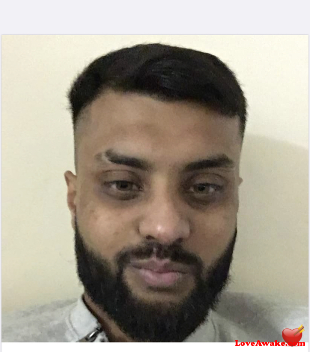 Armani20 UK Man from Bethnal Green/London
