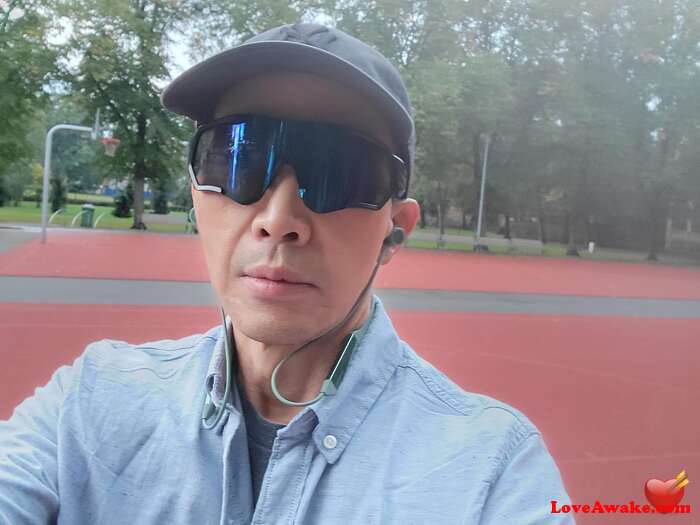 lovesteve01 Moldovan Man from Chisinau (ex Kishinev)