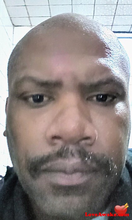 Jlindesy82 American Man from Agoura Hills