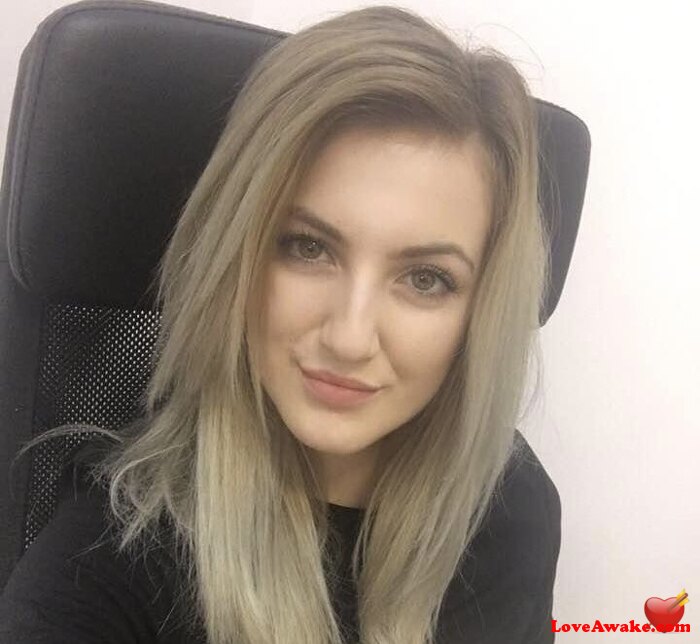 loulou45000 French Woman from Orleans