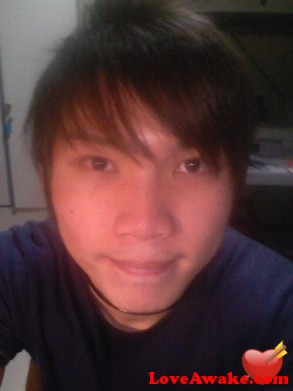 alv11 Singapore Man from Singapore