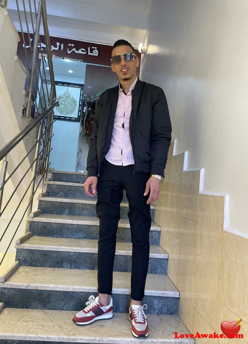 Yaciiiine Algerian Man from Alger (Algiers)