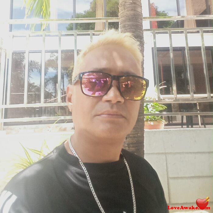 MaturedChinito Filipina Man from Rizal, Luzon