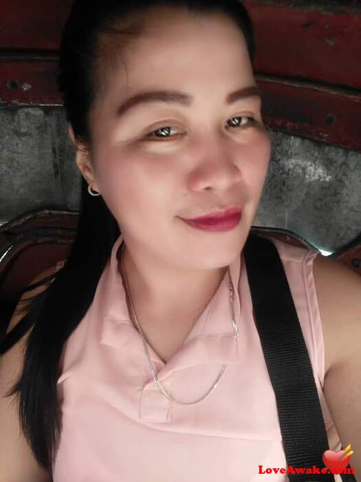 Welmelyn Filipina Woman from Antipolo