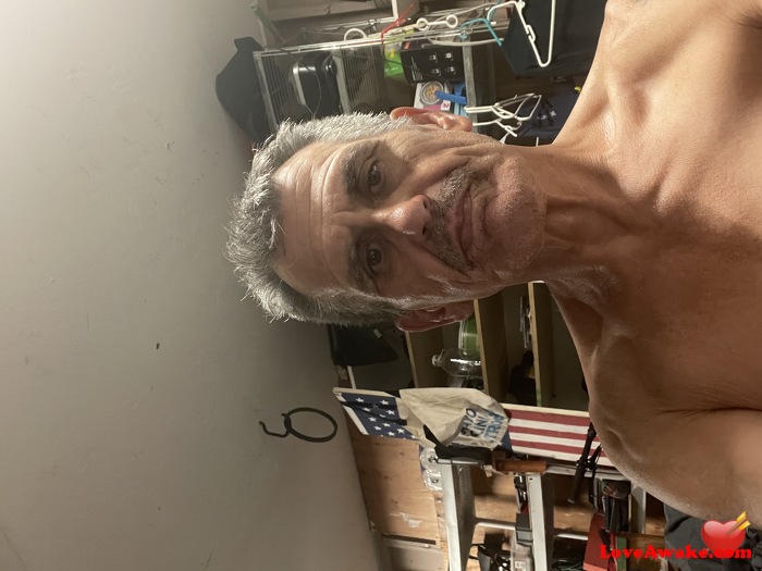 Ineedai American Man from Phoenix