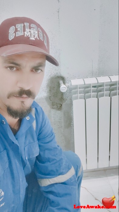 Smail40 Algerian Man from Alger (Algiers)