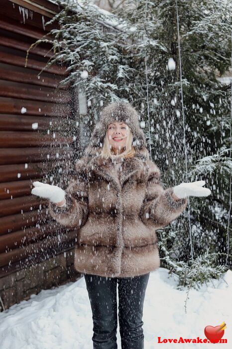 ElenaSpring Russian Woman from Moscow