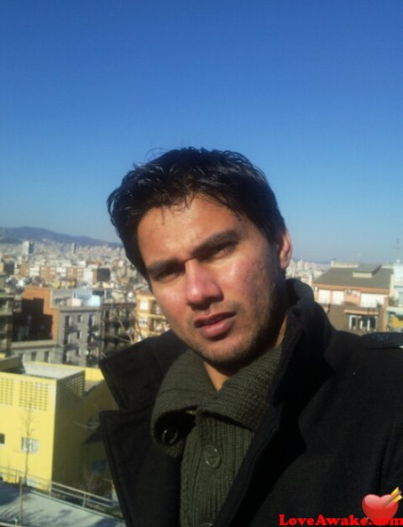 ayyaz009 French Man from Paris
