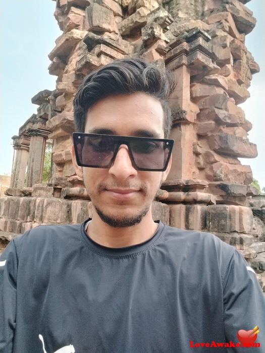 Annuojha Indian Man from Bhopal