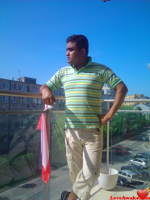 aziz28 Polish Man from Warszawa