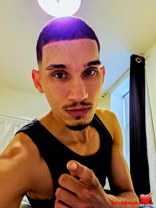 dleo0906 American Man from Bronx/New York