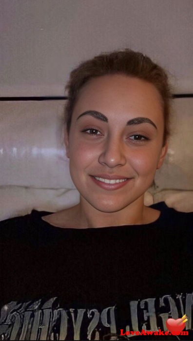 christina343 American Woman from Bloomington