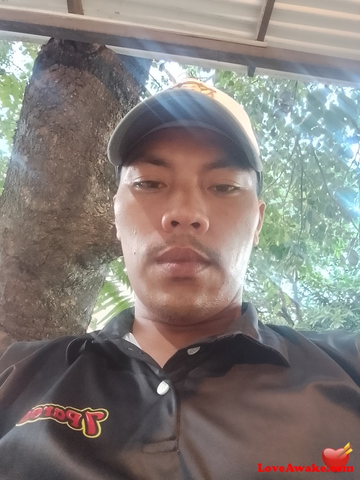 Ee3 Filipina Man from Cebu
