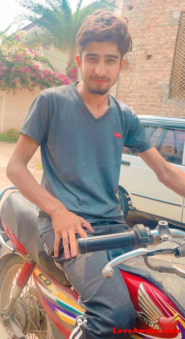 umerfarooq400 Pakistani Man from Lahore