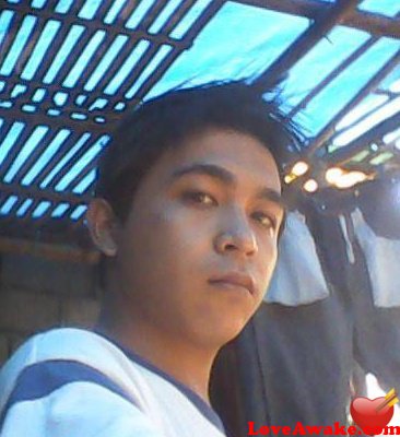 ventuz14 Filipina Man from Cavite, Luzon