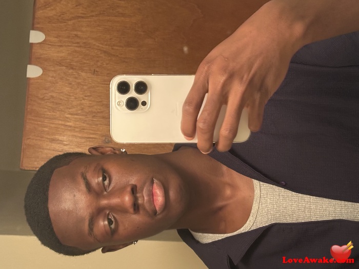 Youmit Grenadian Man from Saint George's