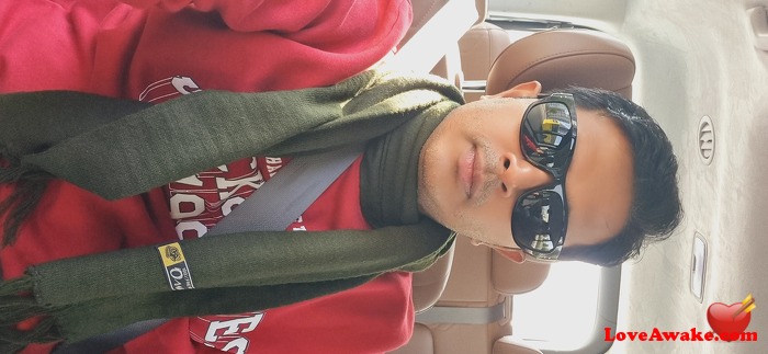 AlexGordon UAE Man from Dubai