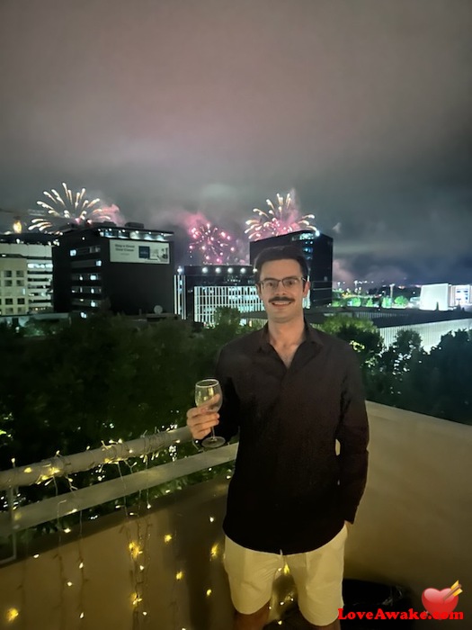 LeonThePro Australian Man from Canberra