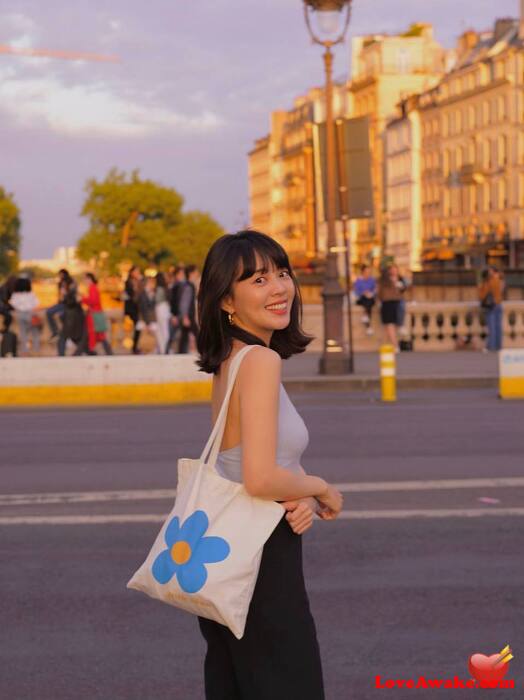 Yumi135200 UK Woman from Londonderry