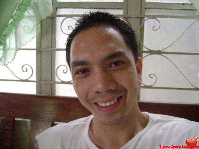 nardwil Filipina Man from Cavite, Luzon