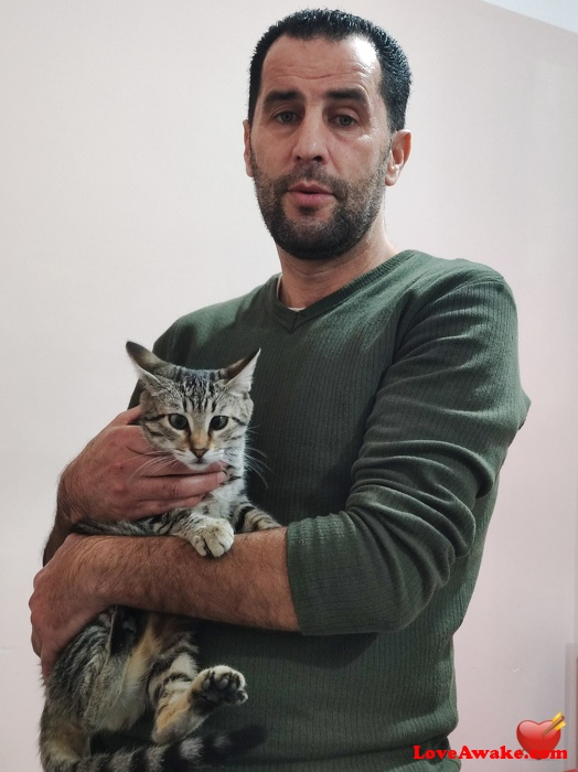 Fouadb Algerian Man from Alger (Algiers)