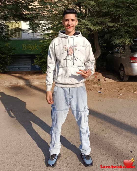 HazemEssam Egyptian Man from Cairo = El Qahira (= Cairo)