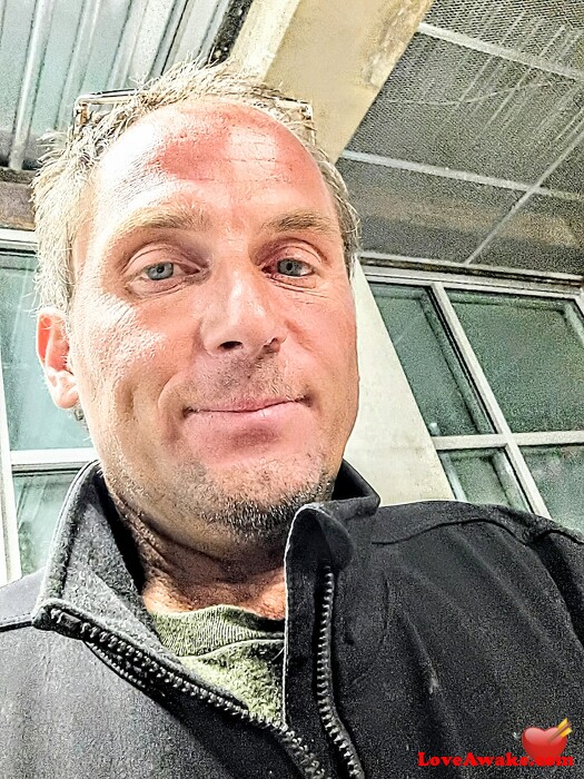 ClappingCheeks American Man from Reno