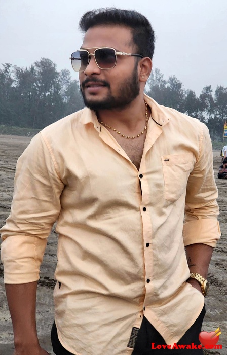 Pp0098 Indian Man from Mumbai (ex Bombay)