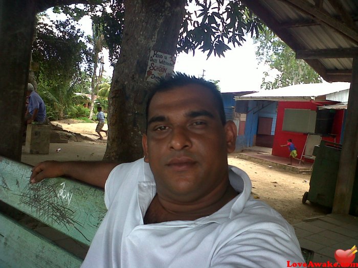 widj Suriname Man from Paramaribo