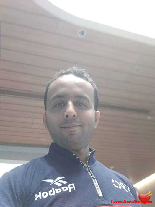 lic928968 Indian Man from New Delhi