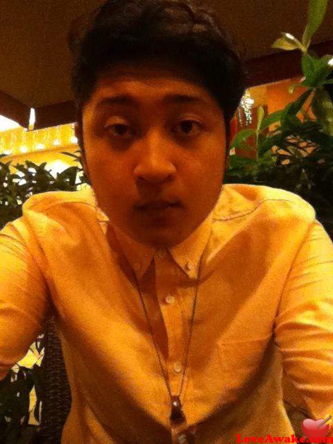 stanza17 Malaysian Man from Alor Setar