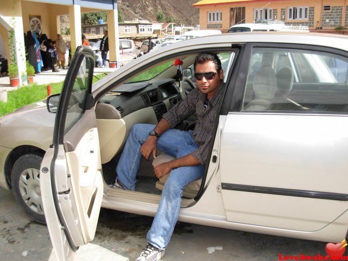 zeeshisid Pakistani Man from Lahore