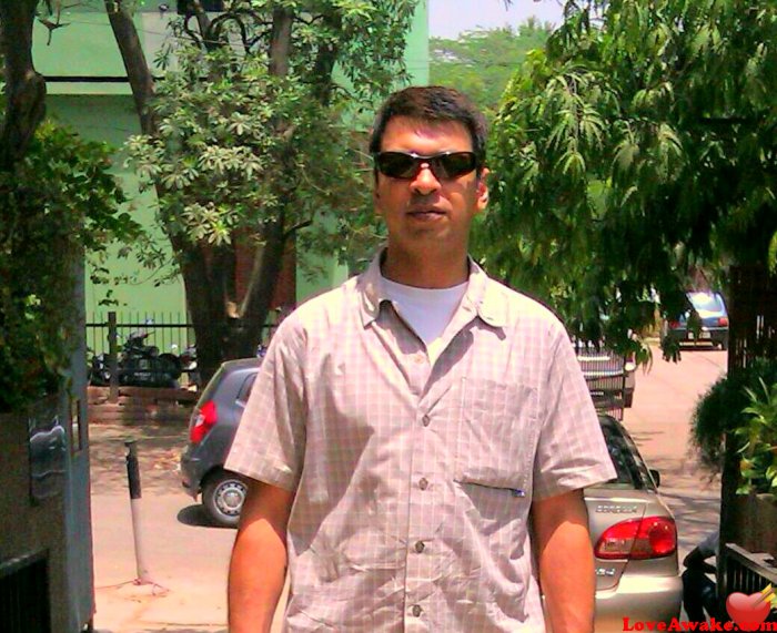 theVic Singapore Man from Singapore