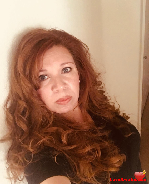 theodora12 American Woman from La France