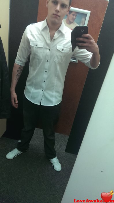 textmetofindout Australian Man from Perth