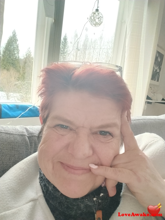 SinnaH Finnish Woman from Kouvola