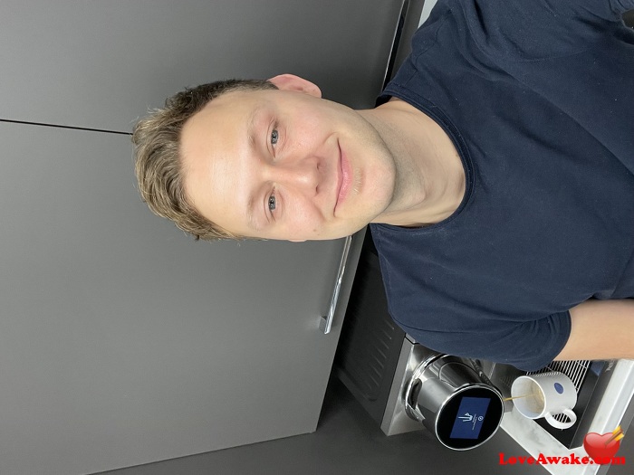 lauro88 UK Man from Trafford Park