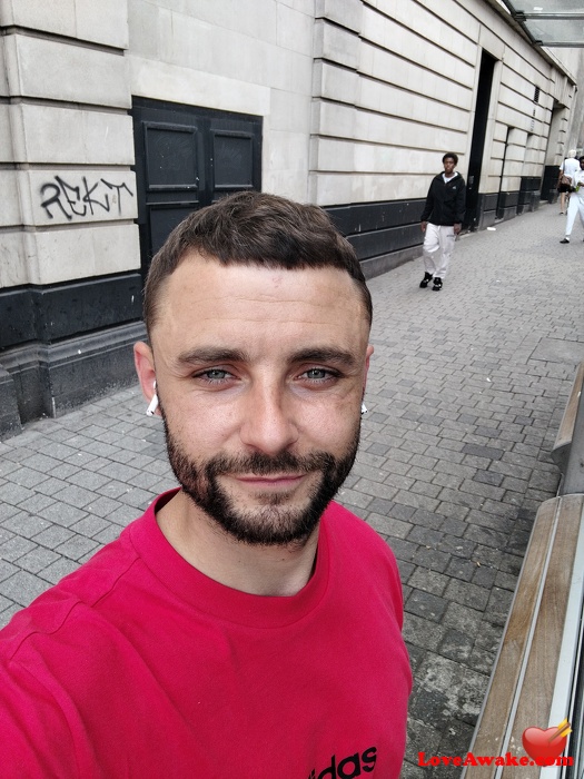 Leepaul12 UK Man from Solihull