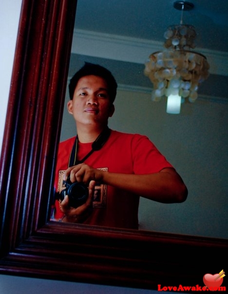 Paengski Filipina Man from Manila