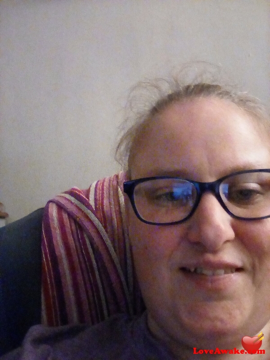 Smellyelie Irish Woman from Wexford