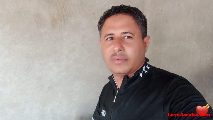Shawky12 Yemeni Man from Taiz