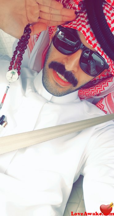 B8b82 Saudi Man from Riyadh