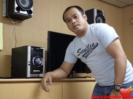 dexar Filipina Man from 